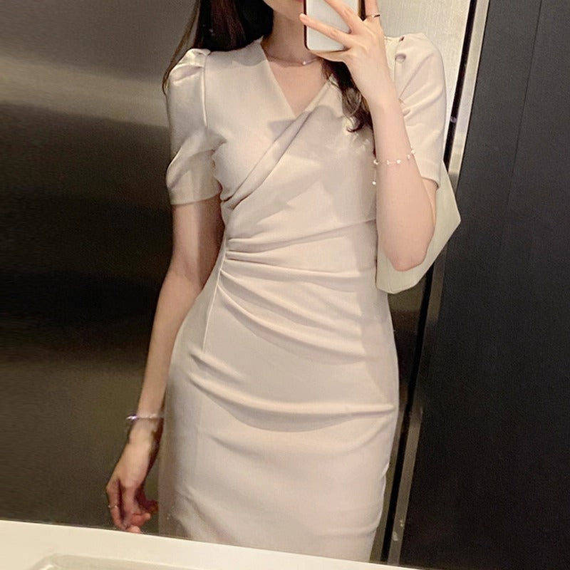 Solid-Color Minimalist Mid-Length Sheath Skirt for Women