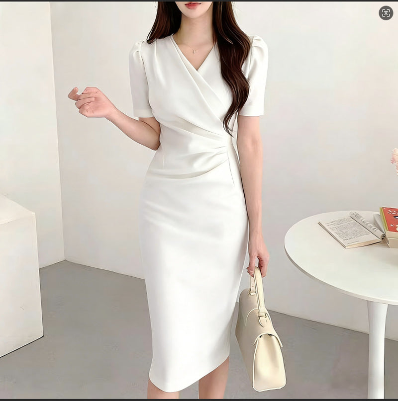 Solid-Color Minimalist Mid-Length Sheath Skirt for Women