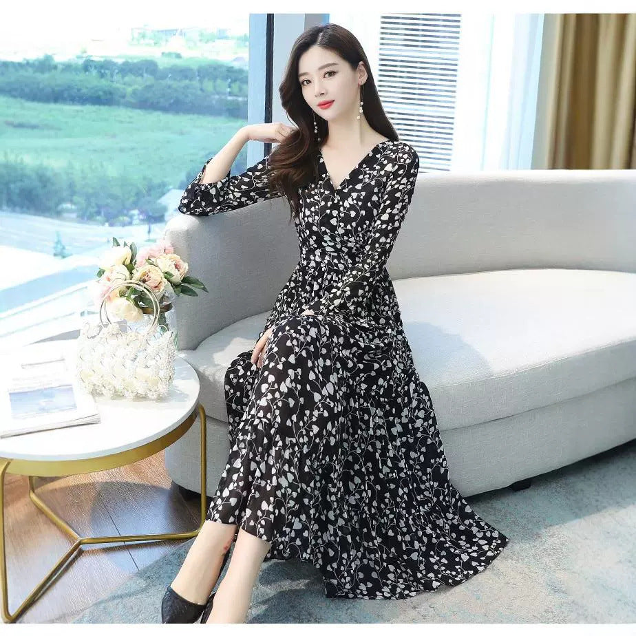 Womens Fashionable Slim-Fit Floral V-Neck Dress